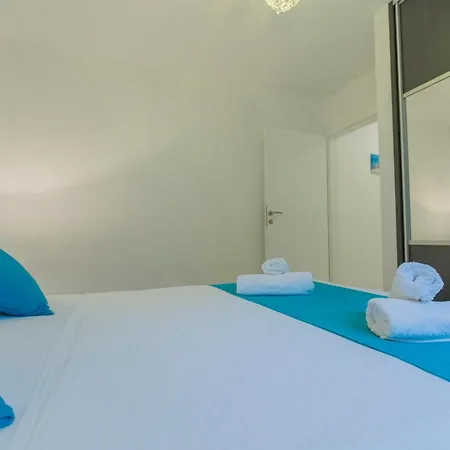 Lux Apartments Makarska Room photo