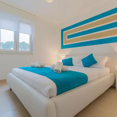 Lux Apartments Makarska Room photo