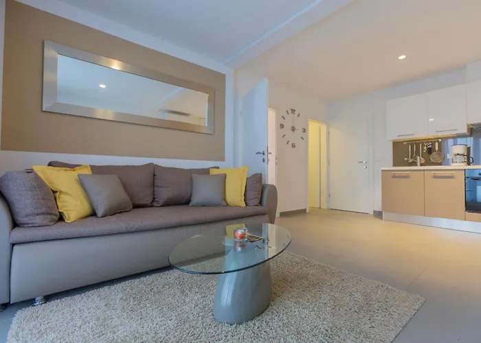 Lux Apartments